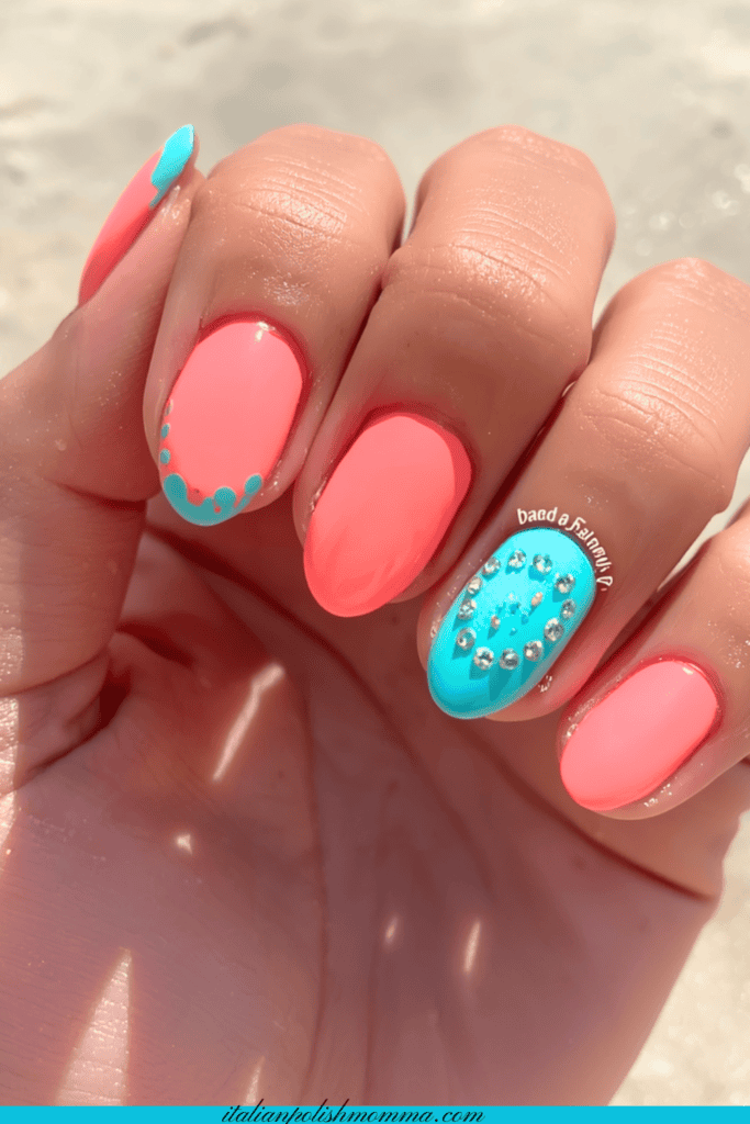 Peach and aqua summer nails trends